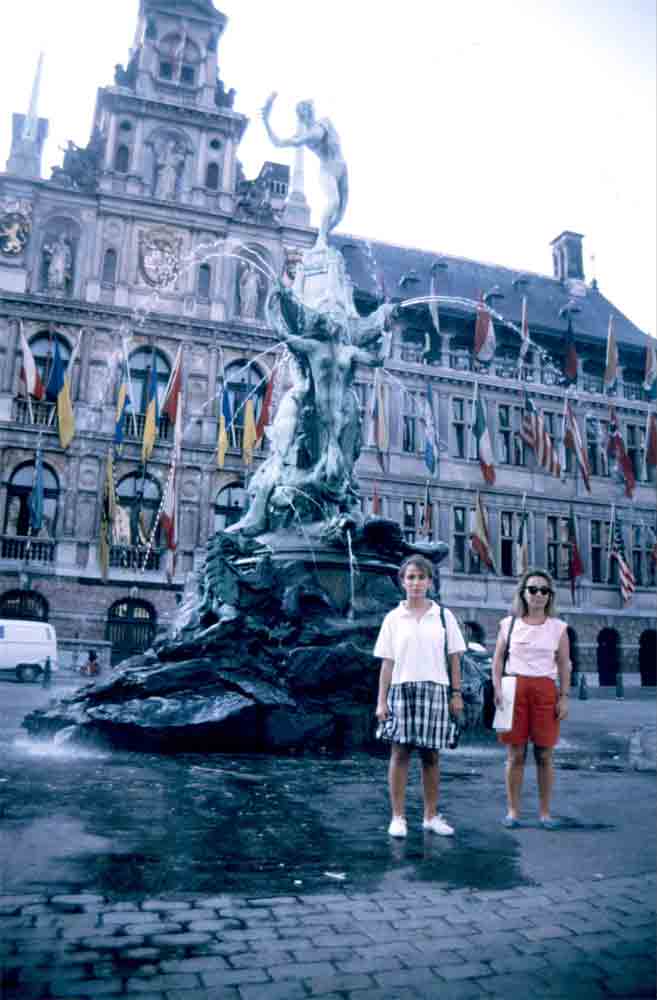 19 - Belgica - Amberes